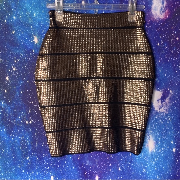 BCBGMaxazria- Sequin Mini Skirt size Small - Picture 10 of 13